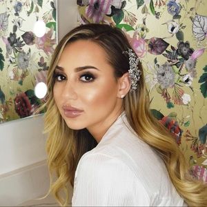 Meet your Posher, Victoria